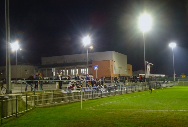 Stadion NK Slavonac - Nova Kapela