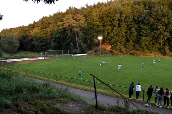 Sportplatz Saure Hecke - Wetter/Hessen-Unterrosphe