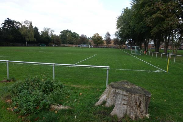 Bezirkssportanlage Stahldorf Platz 3 - Krefeld-Stahldorf