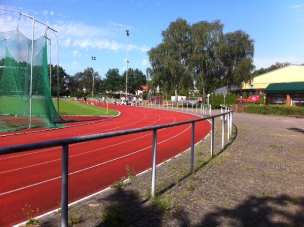 Beckersbergstadion - Henstedt-Ulzburg