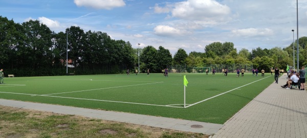 Bezirkssportanlage Osterstader Straße Platz 2 - Bremen-Grolland