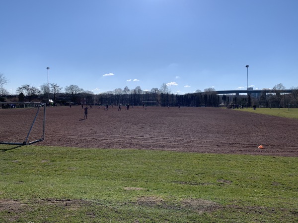 Stadion an den Hochbrücken B-Platz - Kiel-Holtenau