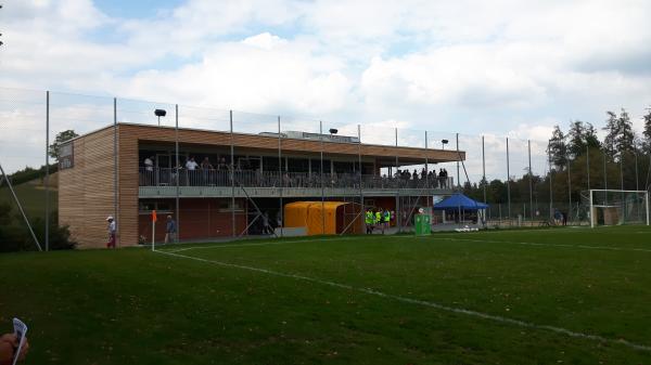 Alter Zustand (ohne Tribüne)