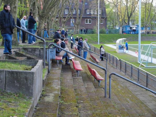 Stadion Am Dicken Stein - Oberhausen/Rheinland-Tackenberg