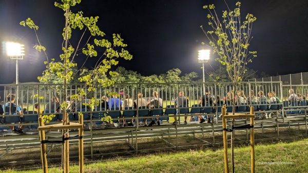 Stadion piłkarski Jadwisin - Jadwisin
