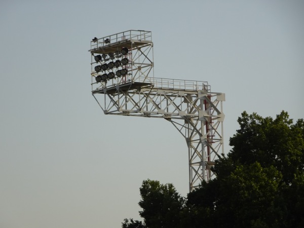 Qibray Stadioni - Qibray