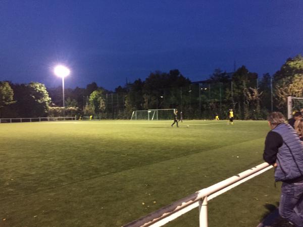 Stadion an der Windmühle Nebenplatz 2 - Berlin-Britz