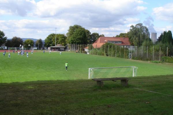Sportplatz an der Schule - Emmerthal-Grohnde