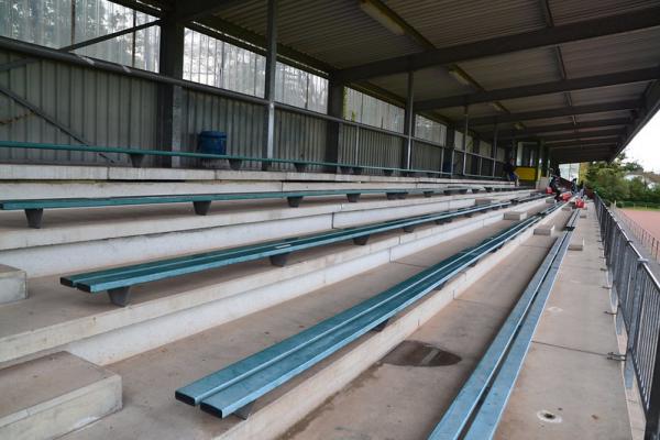 Stadion Menzenberger Straße - Bad Honnef-Selhof