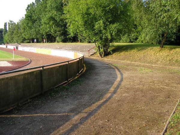 Bezirkssportanlage Stadion Am Hessenteich - Bochum-Langendreer