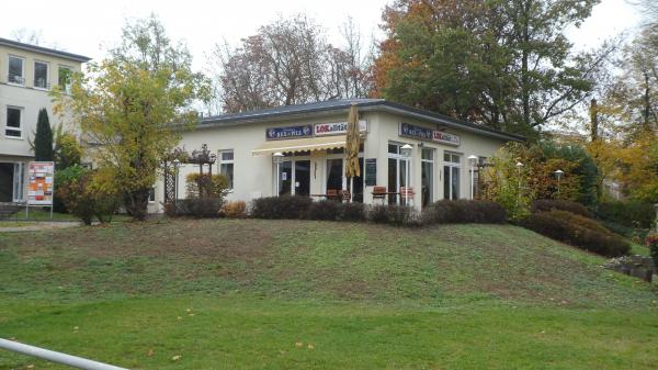 Lok-Platz an der Glienicker Brücke - Potsdam-Berliner Vorstadt