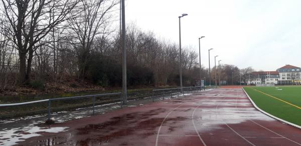 Sportplatz Hansastraße - Berlin-Hohenschönhausen