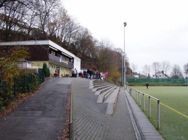 Sportplatz Nevigeser Straße - Wuppertal-Katernberg