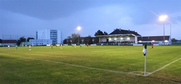 Sportanlage Flugfeld - Wiener Neustadt