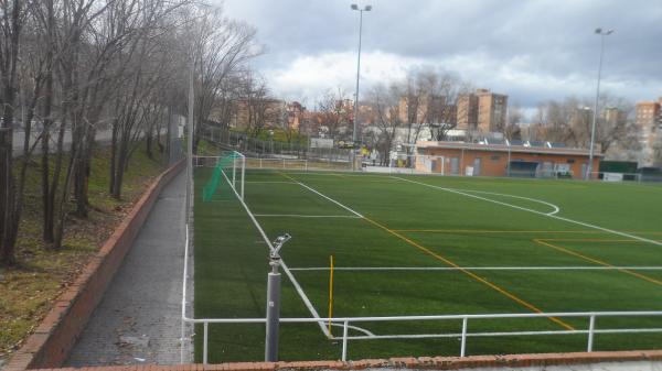 Campo de Fútbol Castroserna - Madrid, MD