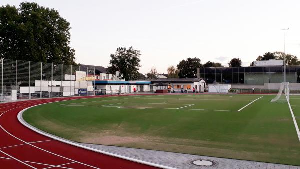 Sportplatz Taunusblick-Schule - Hofheim/Taunus-Wallau