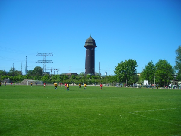 Sportplatz Kynaststraße - Berlin-Rummelsburg