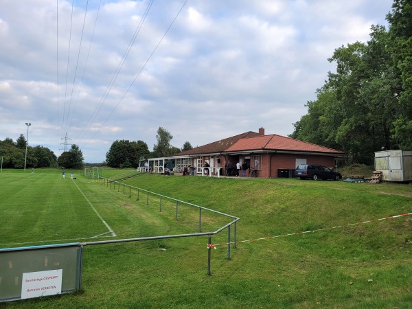 Sportplatz Niendorfer Weg - Wendisch Evern