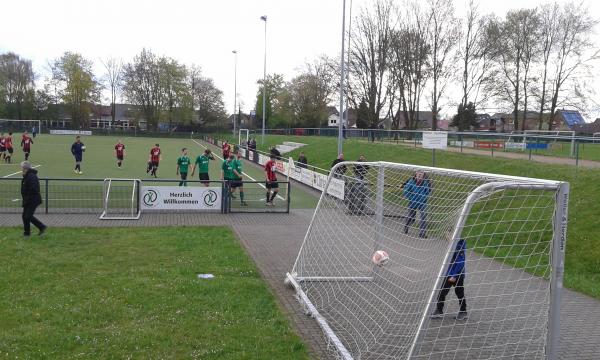 IGETEC Sportpark Platz 2 - Bedburg-Hau-Hasselt