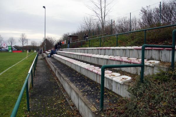 Süptitzer Sportarena - Dreiheide-Süptitz