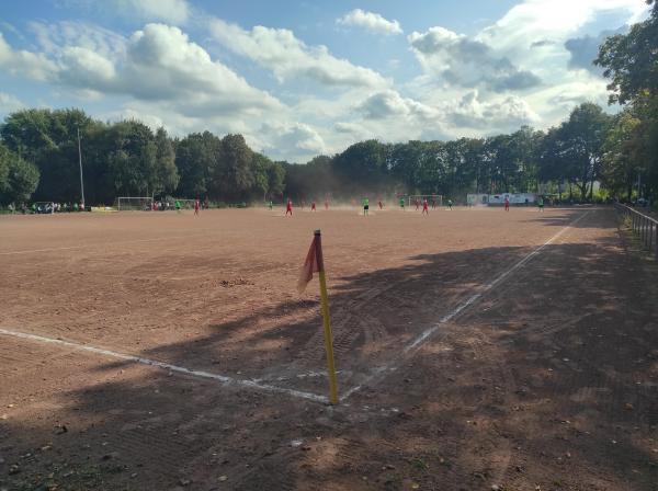 Bezirkssportanlage Lohberg Zum Fischerbusch (alt) - Dinslaken-Lohberg