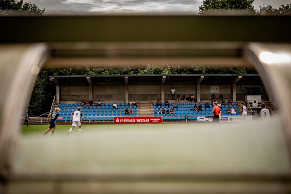 Erich-Mohr-Stadion - Solms-Burgsolms