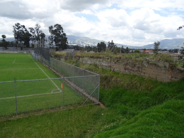 Estadio de Juan Montalvo Cancha 1 - Cayembe