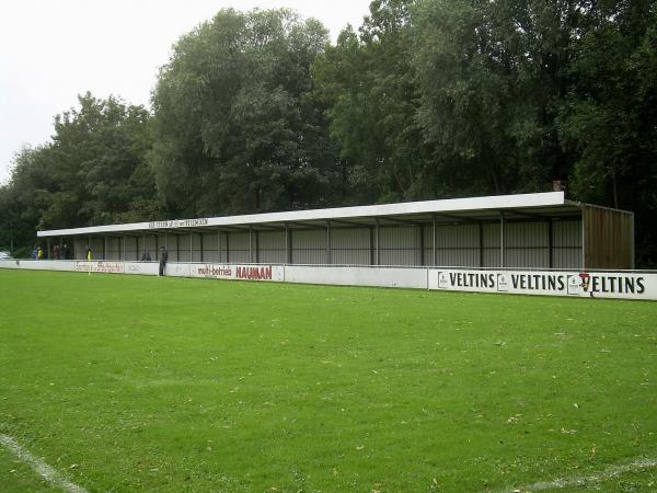 Sportanlage an der Kesselschleuse B-Platz - Emden-Wolthusen