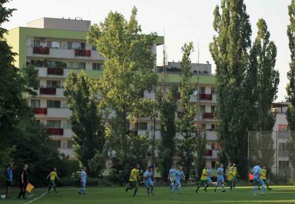 Futbalové ihrisko Lamač - Lamač