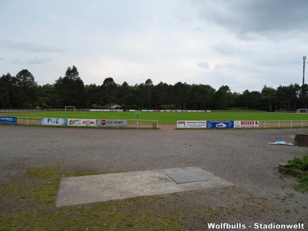 Sportplatz Geschwister-Scholl-Schule - Cuxhaven-Altenwalde