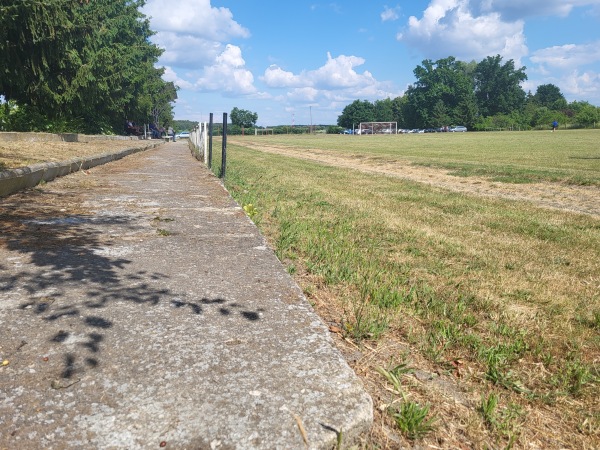 Boisko w Zemsku - Bledzew-Zemsko