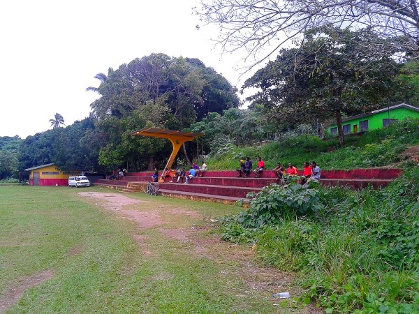 Kawenu Field - Port Vila