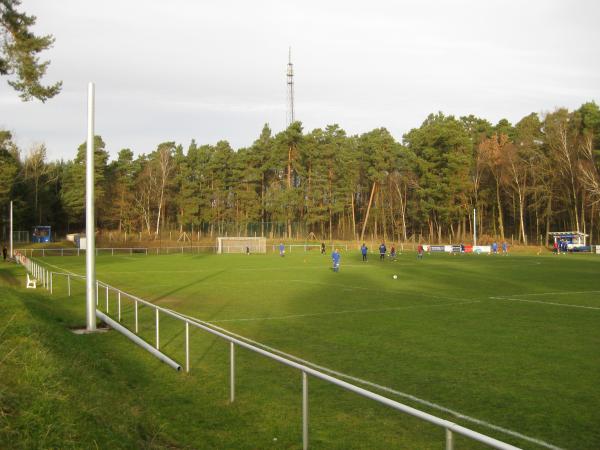 Heinz-Förster-Sportanlage - Stendal-Uchtspringe