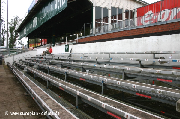 Stadion an der Lohmühle - Lübeck