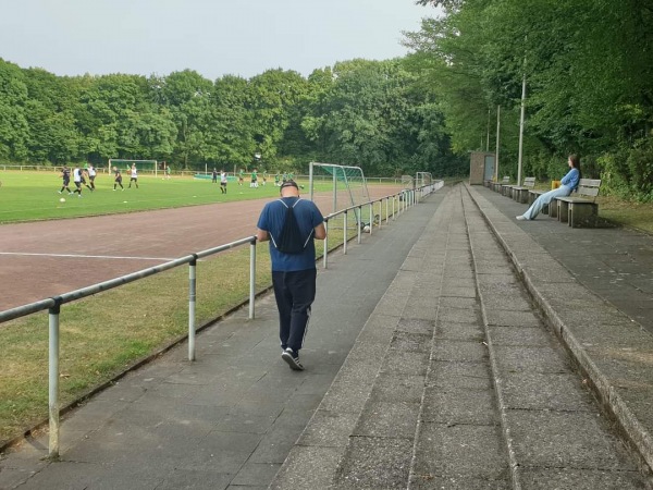 Stadion Bergheim - Duisburg-Rheinhausen-Bergheim