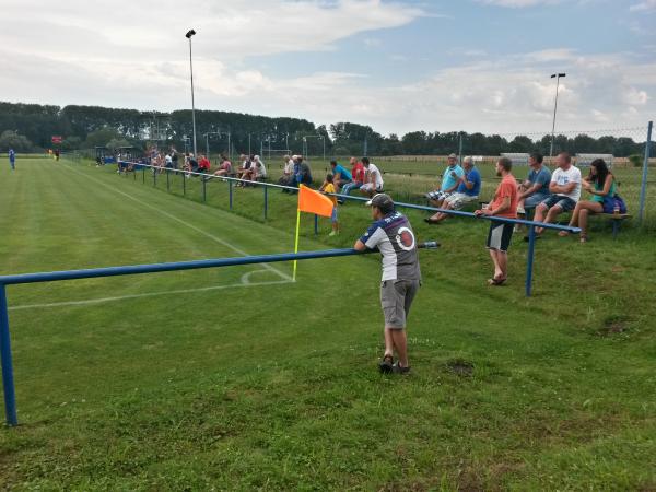 Fotbalový Stadión Hrobce - Hrobce 