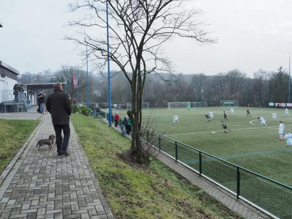 Sportplatz Am Dönberg - Wuppertal-Dönberg