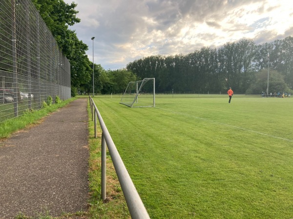 Sportgelände Aileswasen Platz 2 - Neckartailfingen 