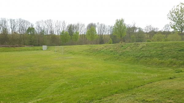 Sportplatz an der Unstrut - Unstruttal-Horsmar