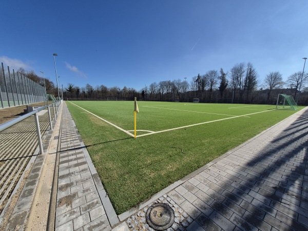 Bezirkssportanlage Fritz-Lutz-Straße Platz 3 - München-Zamdorf