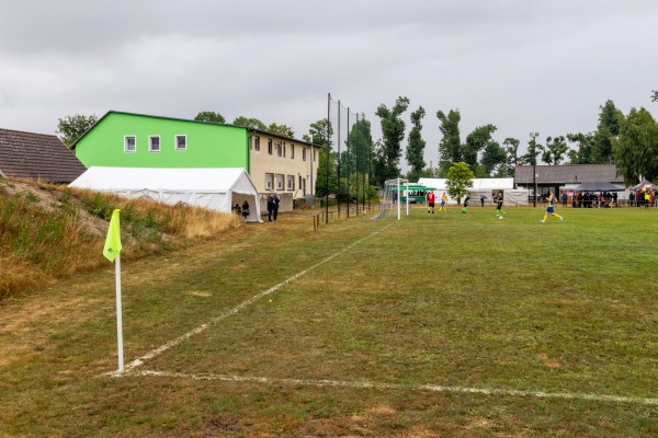 Sportplatz Stolzenhain - Röderland-Stolzenhain