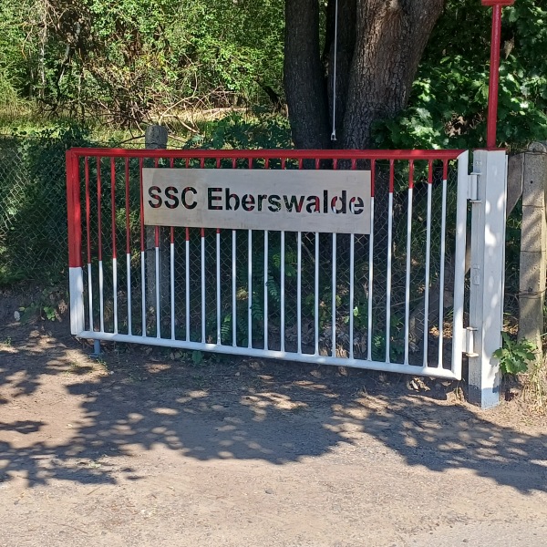 Sportplatz Karlshöhe - Eberswalde-Karlshöhe
