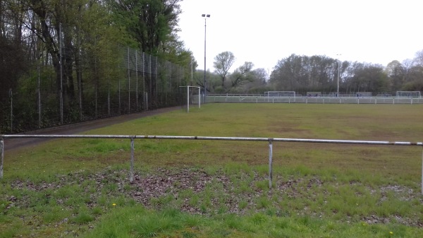 Sportanlage Mündelheimer Straße Platz 2 - Duisburg-Hüttenheim