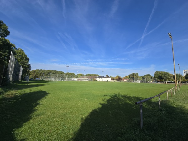 Adam-Günderoth-Stadion Nebenplatz 1 - Lampertheim