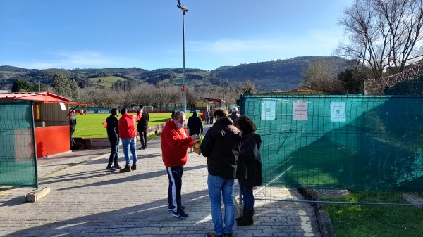 Campo de Fútbol El Ansar - Cartes, CB