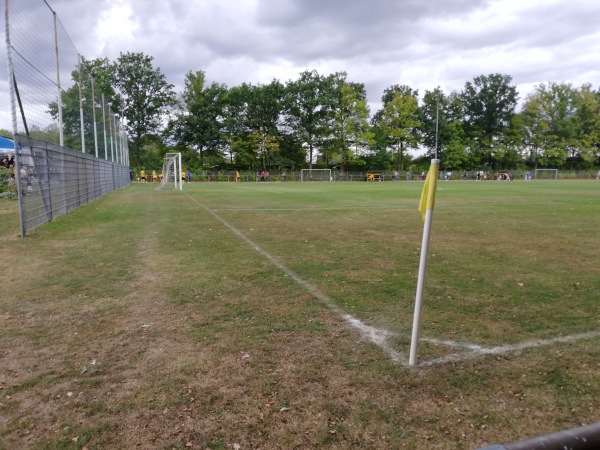 Sportplatz Schwarzer Stein - Kassel-Philippinenhof