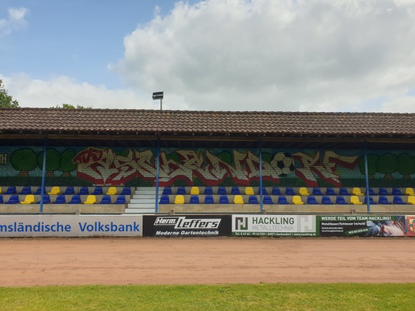 Otto-Dölle-Stadion - Papenburg-Aschendorf
