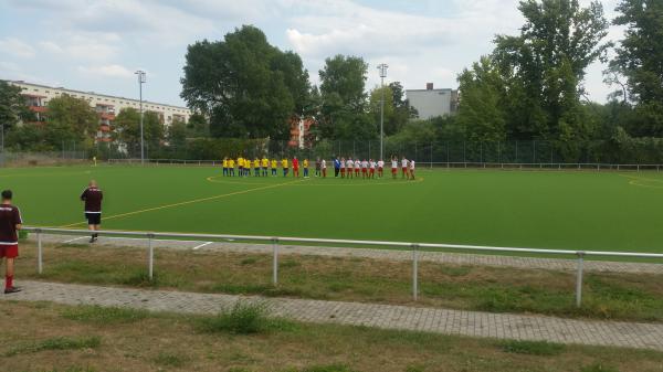 Willi-Sänger-Sportanlage Platz 2 - Berlin-Treptow