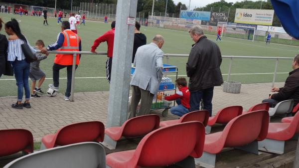 Bezirkssportanlage Warbruckstraße II - Duisburg-Marxloh