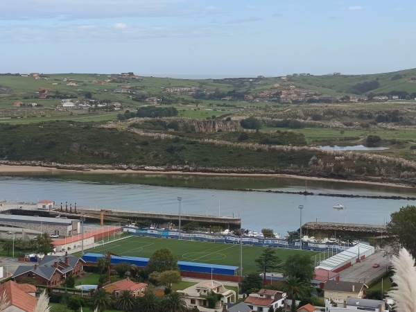 Campo de Fútbol la Ribera - Suances, CB